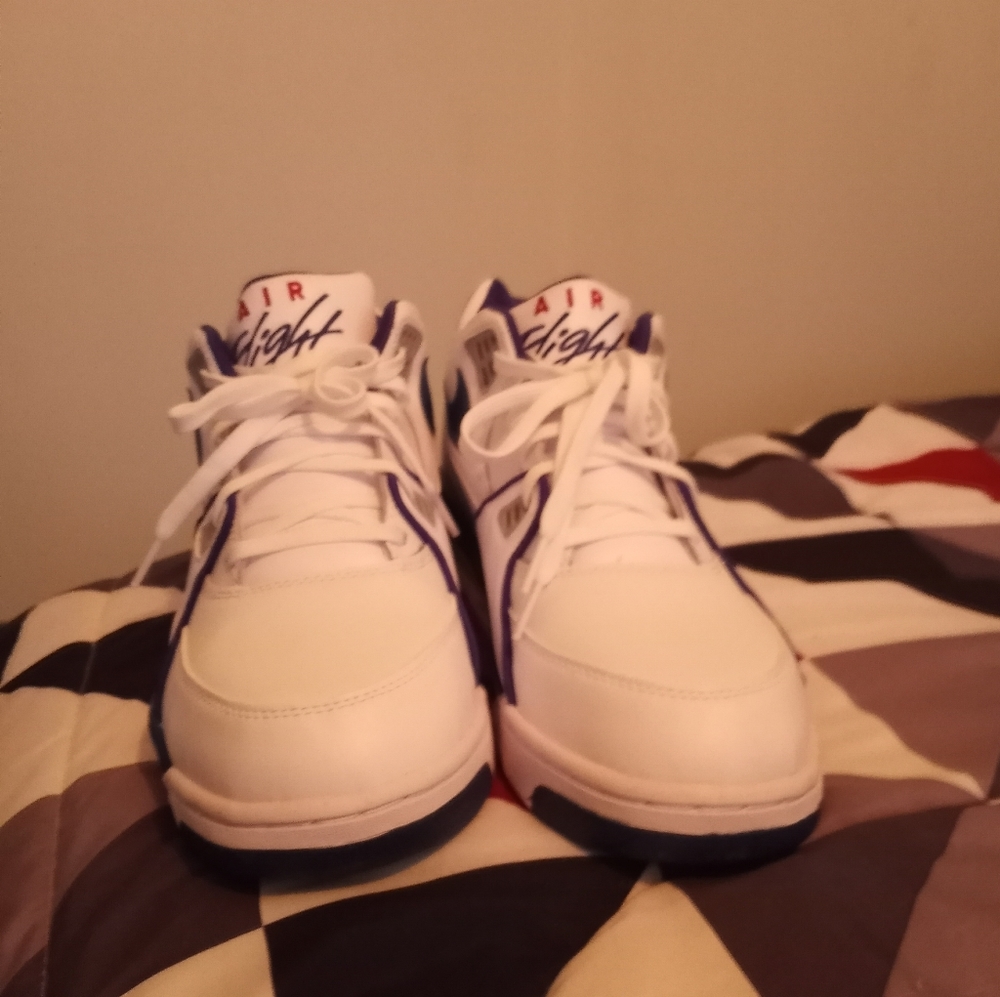 Nike Air Flight 89 size 12 used only one time.